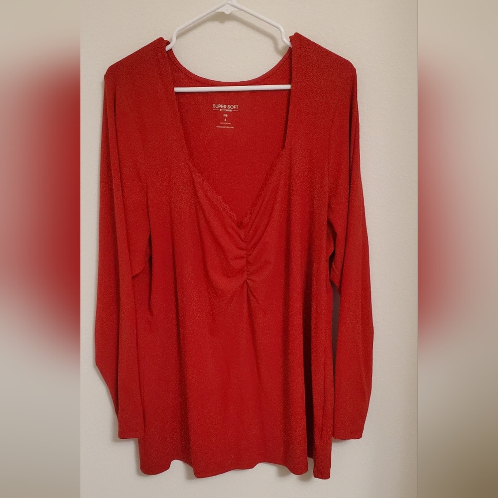 Torrid Size 4 Red Long Sleeve Women's Top Super Soft Rib Holiday Festive Cozy